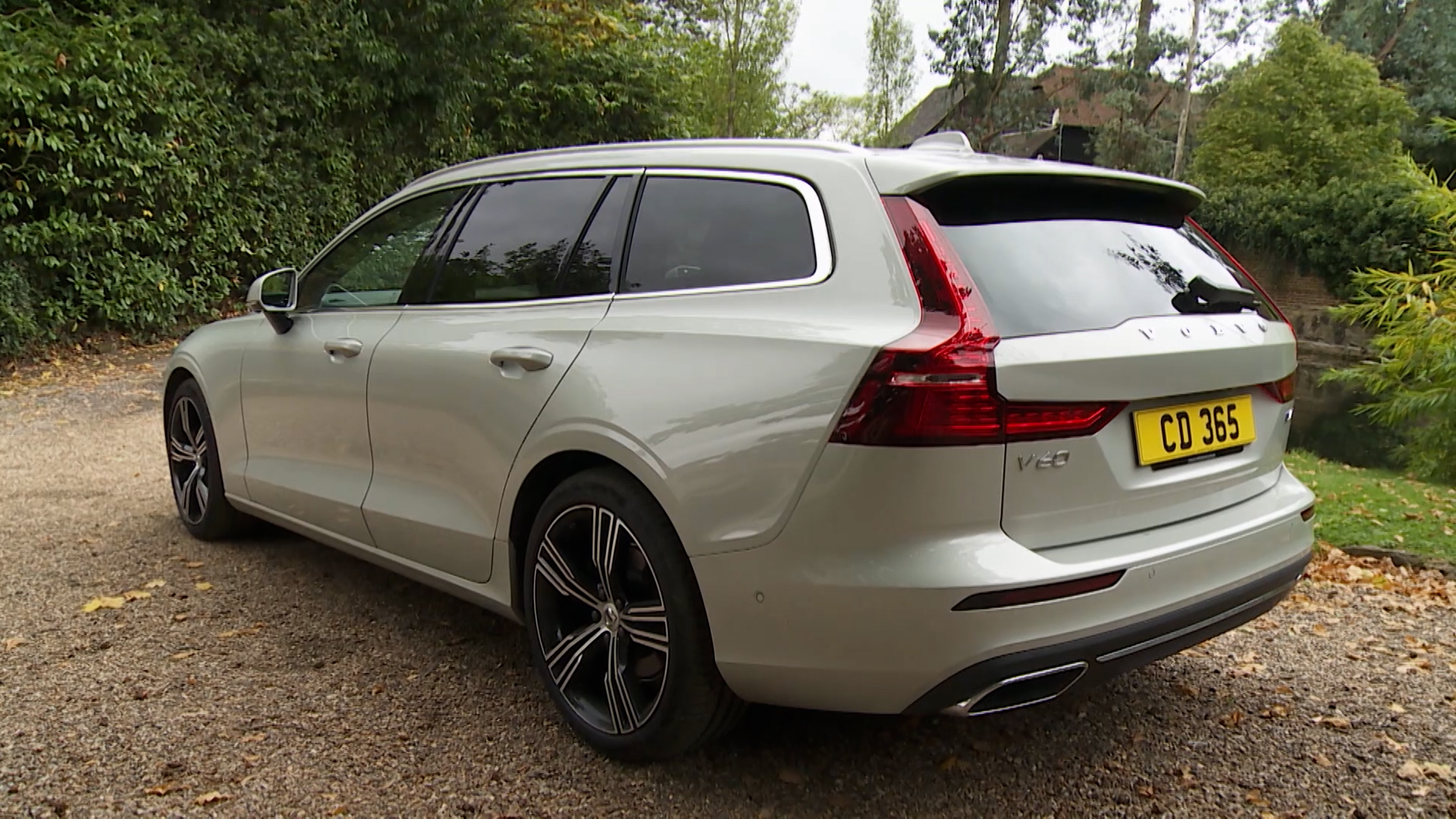 VOLVO V60 SPORTSWAGON 2 0 B4P Plus Dark 5dr Auto 7 Speed Lease Deals